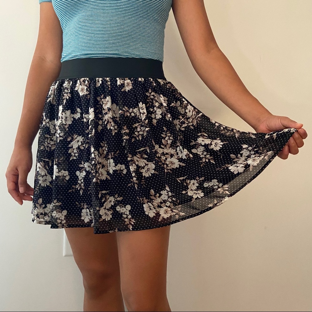 Forever 21 Dark Floral Mini Skirt